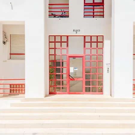 T1 Апартаменты Картейра